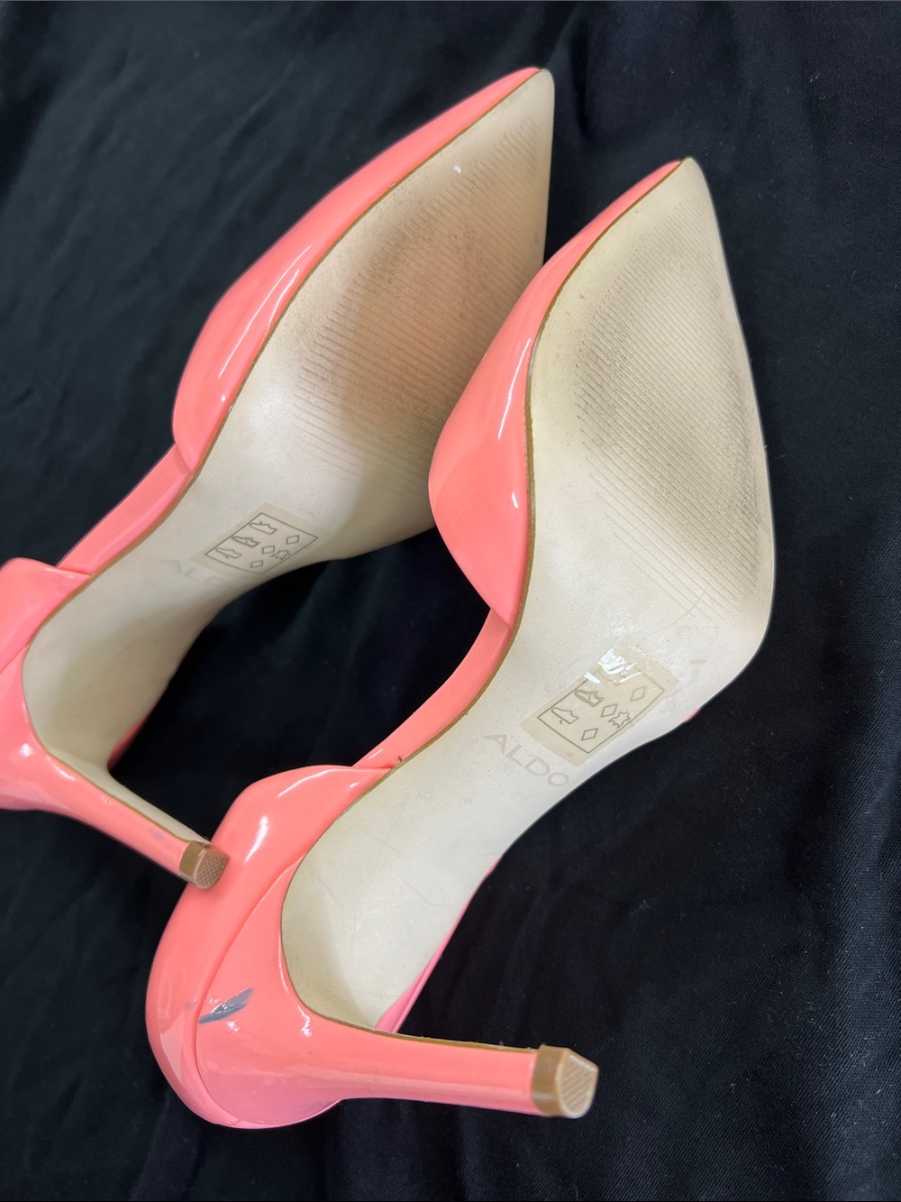 Aldo Coral Patent Pointed-Toe Pumps - Picture 9 of 10